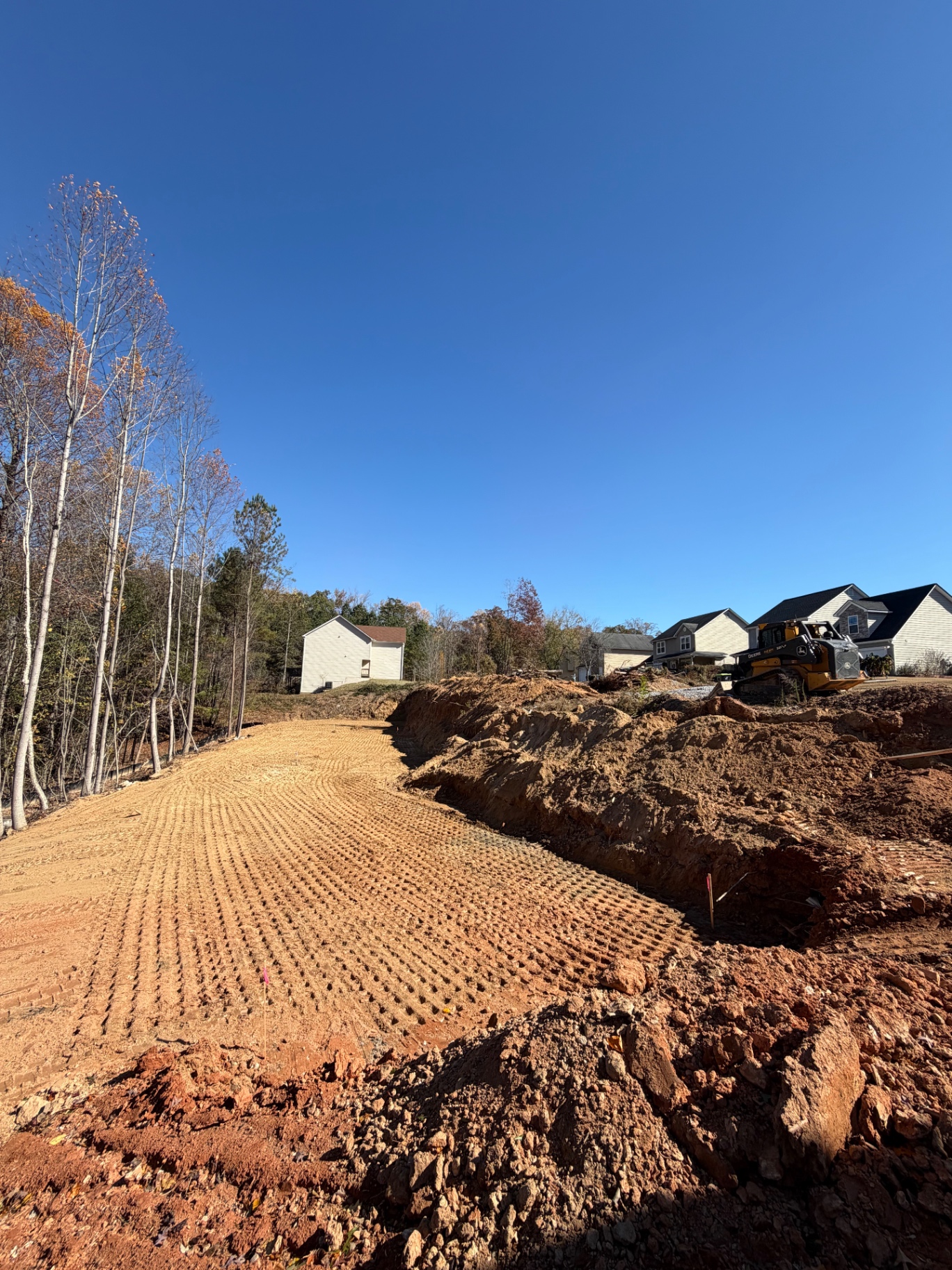 Commercial Pad & Retaining Wall — before V&R Site Development crews mobilized